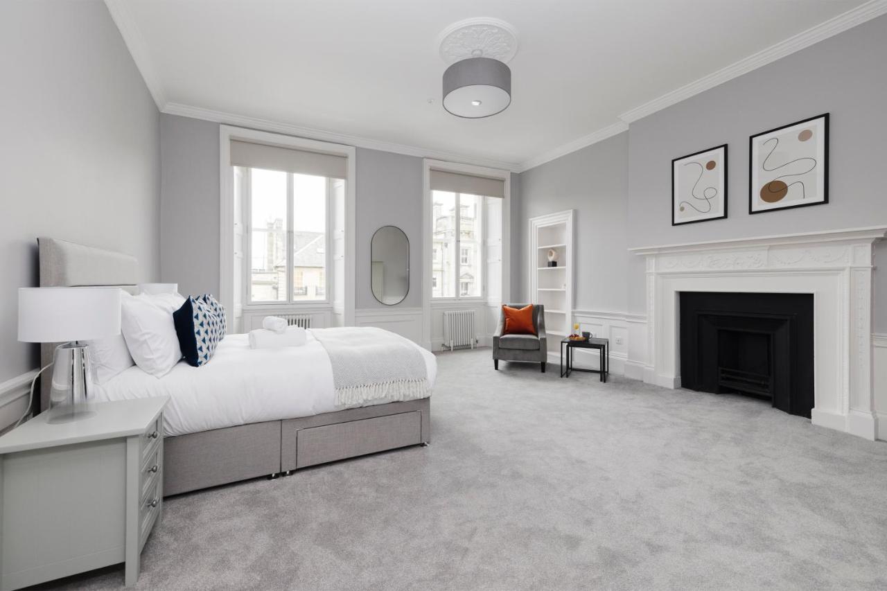 Joivy Luxurious Apt On Notable George Street Edinburg Exteriör bild