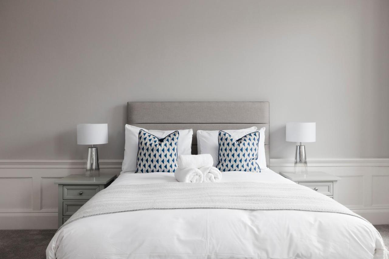 Joivy Luxurious Apt On Notable George Street Edinburg Exteriör bild