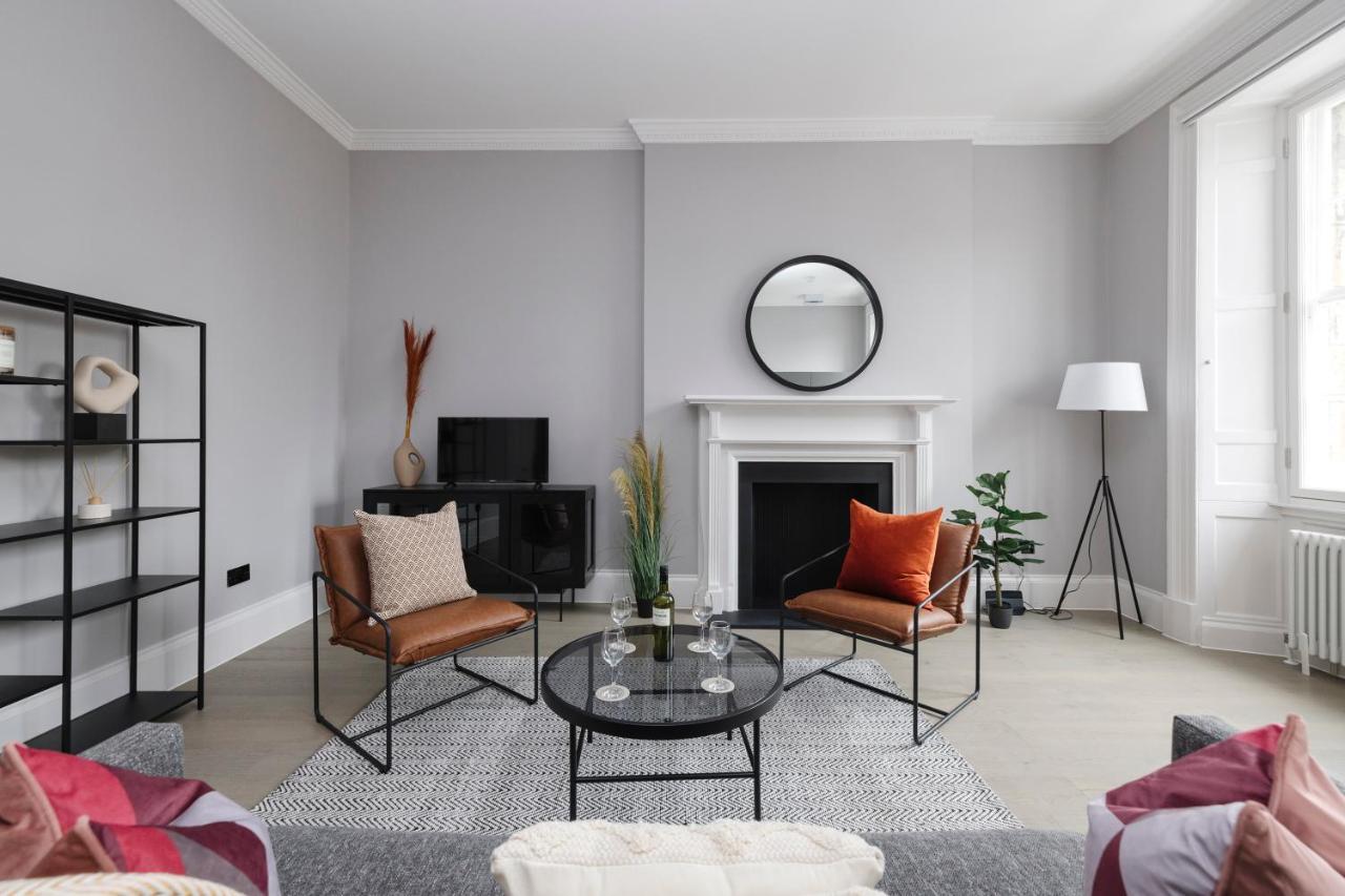 Joivy Luxurious Apt On Notable George Street Edinburg Exteriör bild