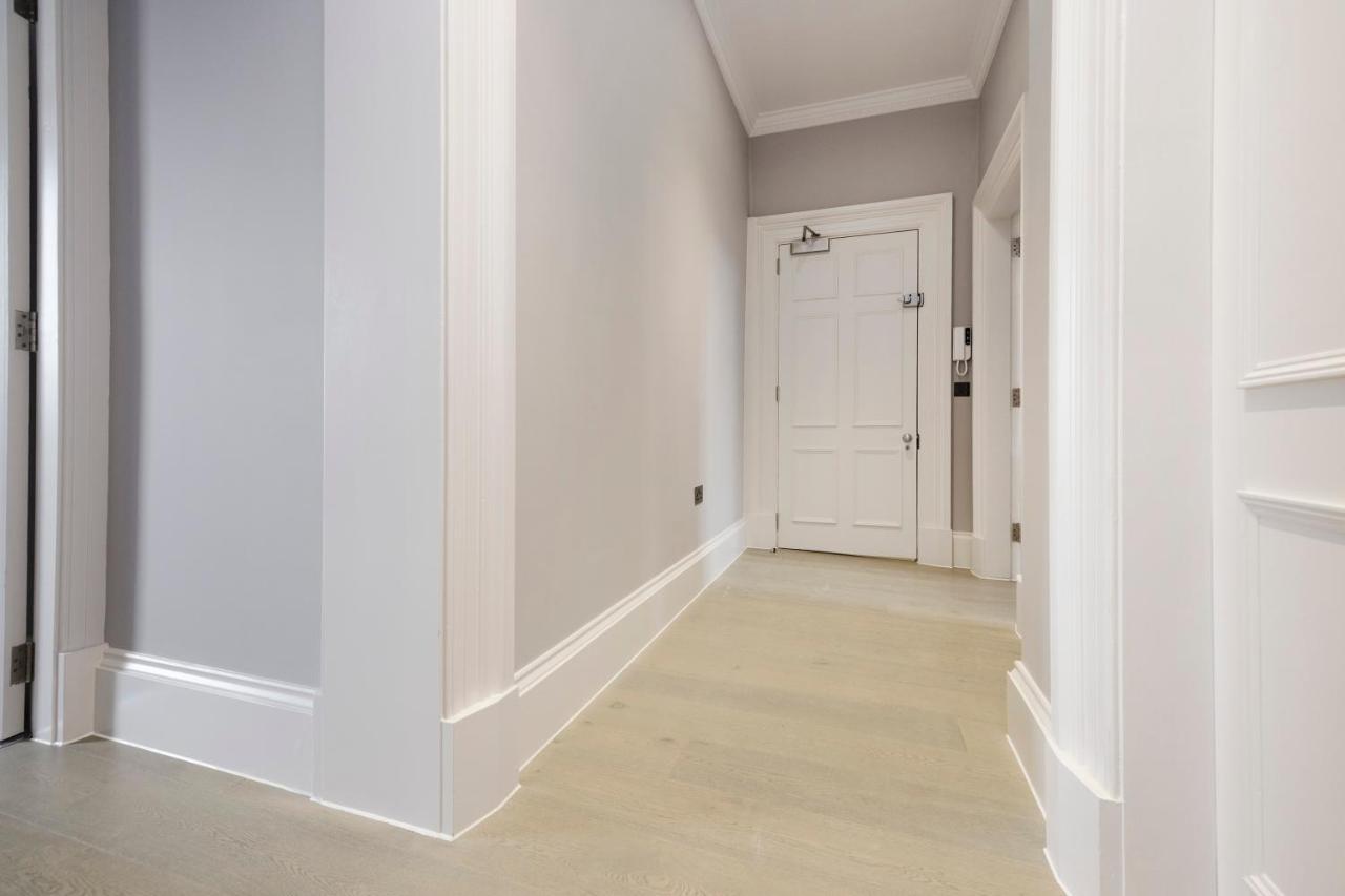 Joivy Luxurious Apt On Notable George Street Edinburg Exteriör bild
