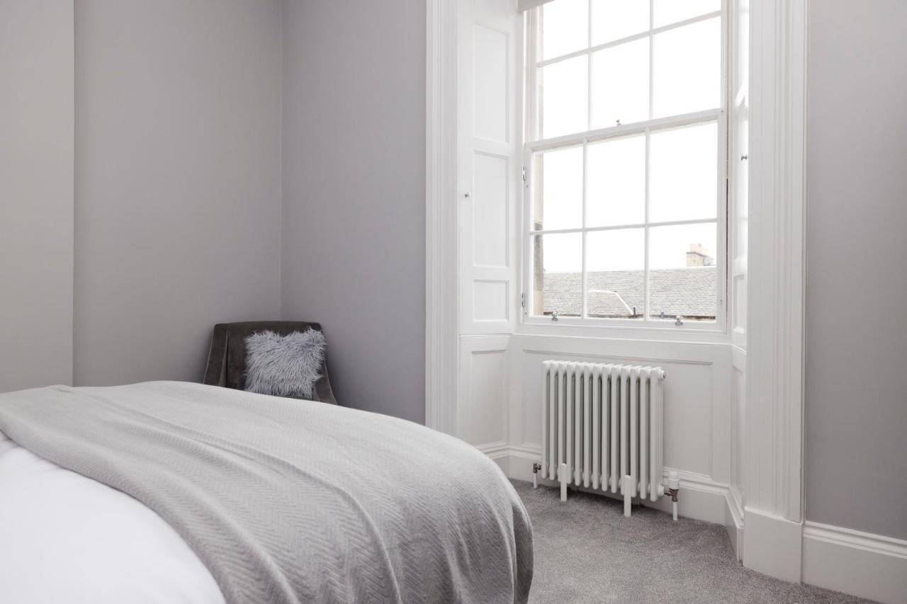 Joivy Luxurious Apt On Notable George Street Edinburg Exteriör bild