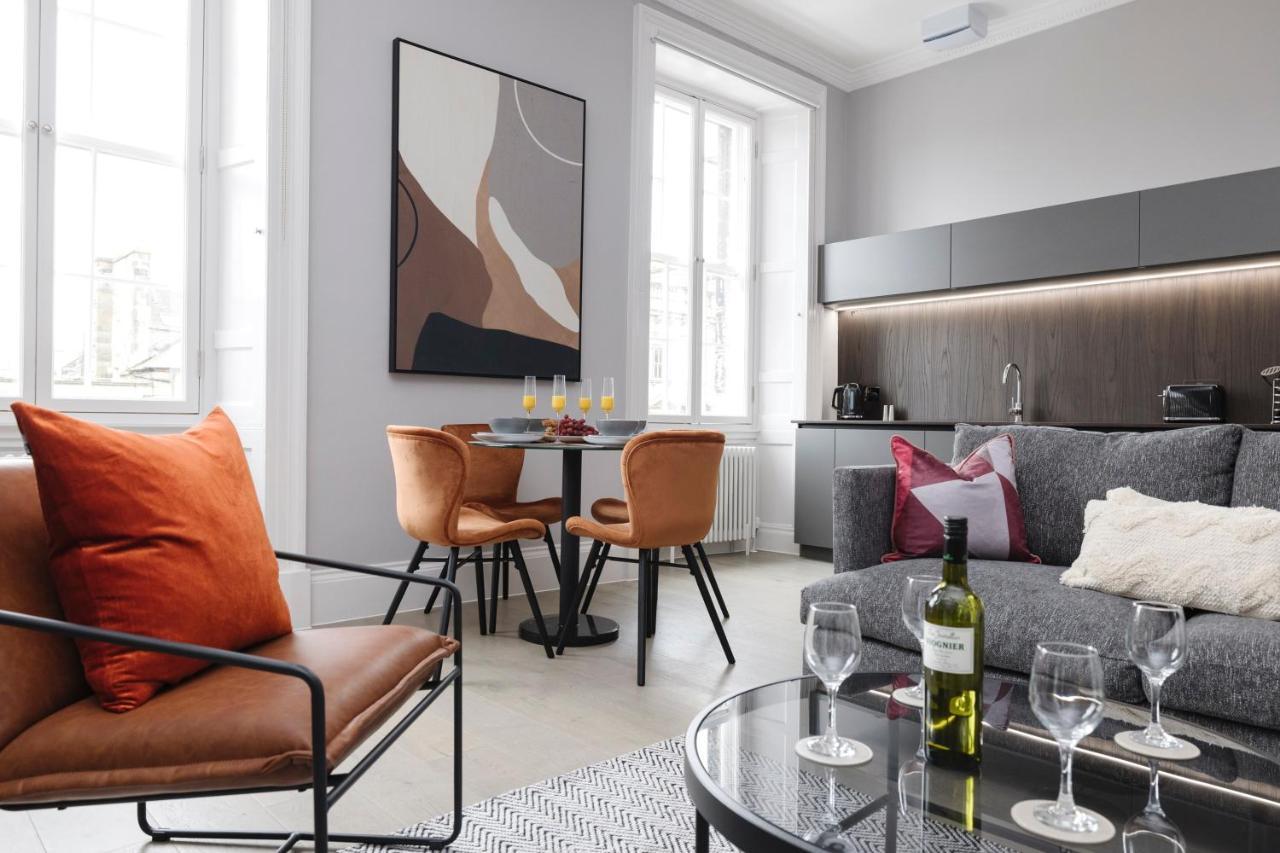 Joivy Luxurious Apt On Notable George Street Edinburg Exteriör bild