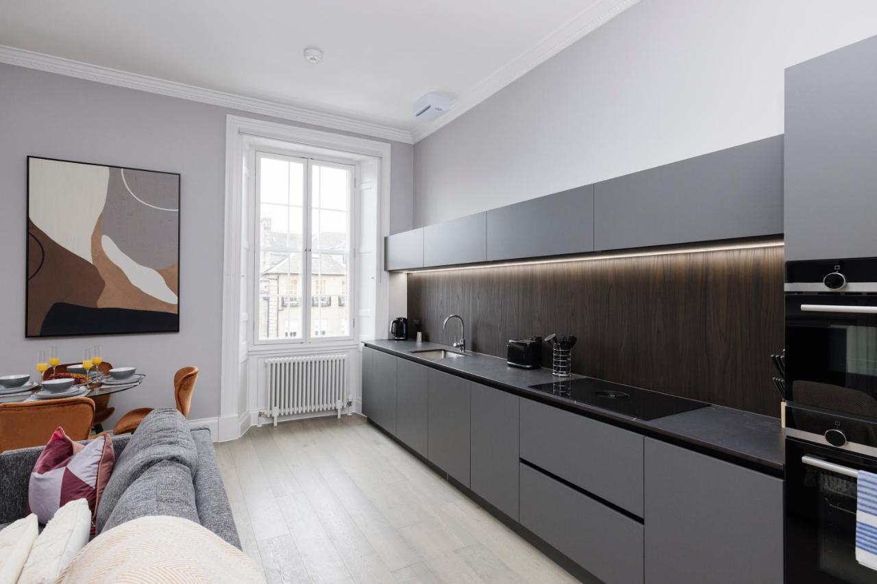 Joivy Luxurious Apt On Notable George Street Edinburg Exteriör bild